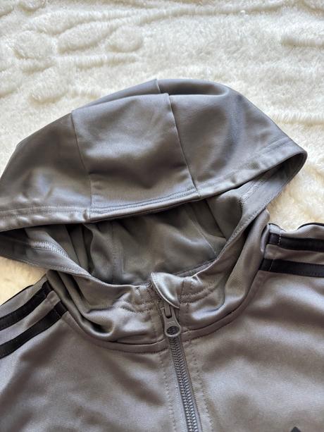 K6/ mikina sportovní adidas - v.5/6 let, adidas,116