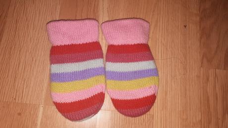 Pruhované palcaky, 68