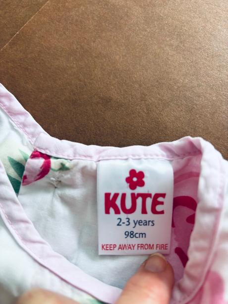 Ob/ šaty s květy - v.2/3 roky, 98