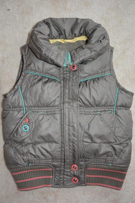 Khaki vesta, next,116