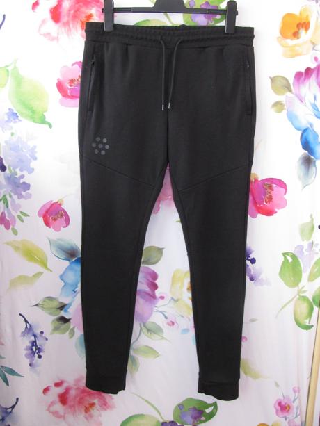 Černé sportovní kalhoty, tepláky cropp/unisex, m