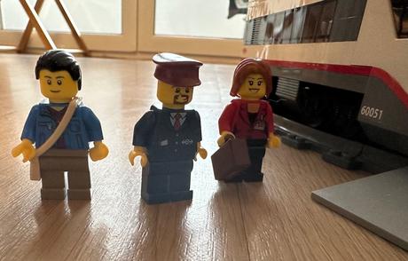 Lego city vysokorychlostní osobní vlak 60051,