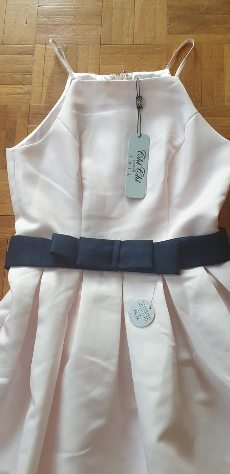 Elegantní sváteční šatičky, 36