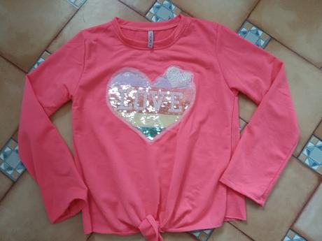 Tričko s překlápěcími flitry, 152