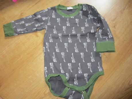 Body s kytarama pro malého rockera, lindex,74