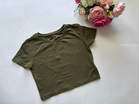 Triko crop top khaki - v.7/8 let, primark,128