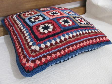 Háčkovaný povlak na polštář, 