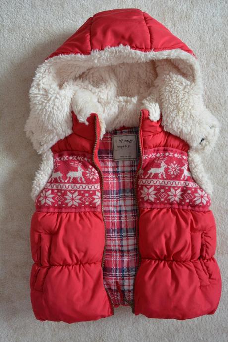 Teplá vesta, next,104