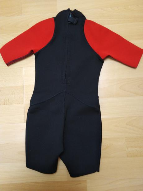 Neoprén 4 roky, tribord,104