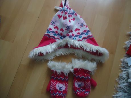 Zimní čepice s rukavicemi, cherokee,104