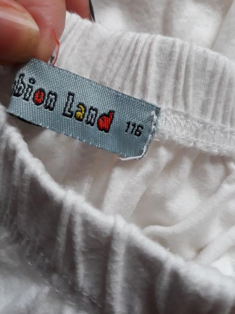 Tříčtvrťáky, 116