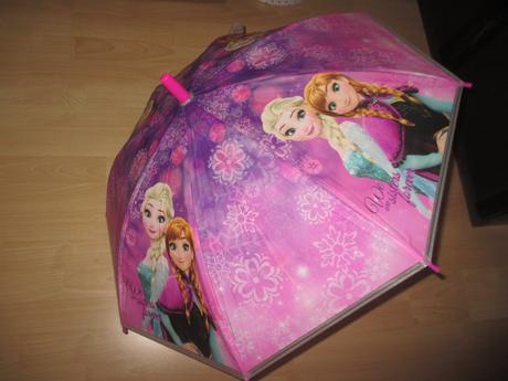 Deštník s annou a elzou, disney