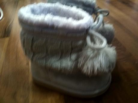 Botičky s bambulkou, h&m,22