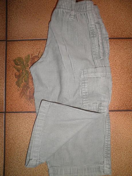 Manšestrové kalhoty, 86