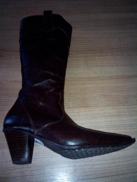 Dámské menší kozačky, 35