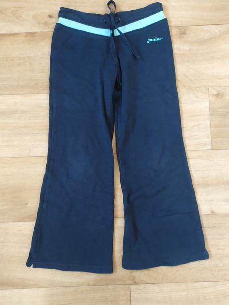 Dívčí tepláky, 128