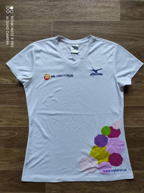 Sportovní tričko, l