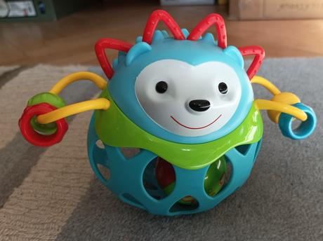 Ježek s rolničkou, 