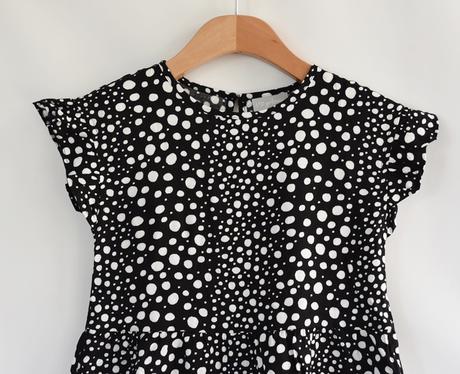 Šaty vel. 7 let, matalan,122