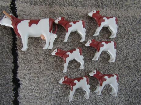 Figurky-zvířátka-kráva+telata -plastové 7 ks, 