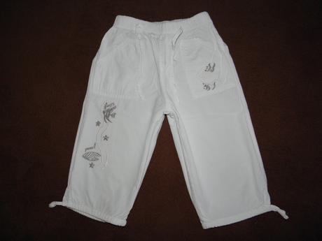 Bílé letní plátěné 3/4 kalhoty vel.110, 110