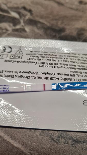 Pozitivní test? Jak správně číst těhotenský test