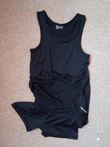 Šaty se šortky zn."bekkin" vel."146", 146