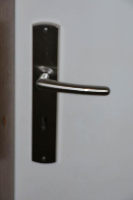 Nerezove kliky na dvere,