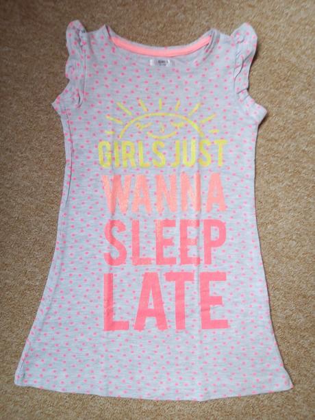 Noční košile zn."girls" vel."92-98", 92