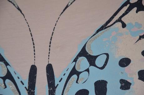 134 140 letní triko s motýlem, 140