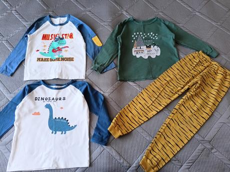 Dětský set / pyžamo, 9 let, 134