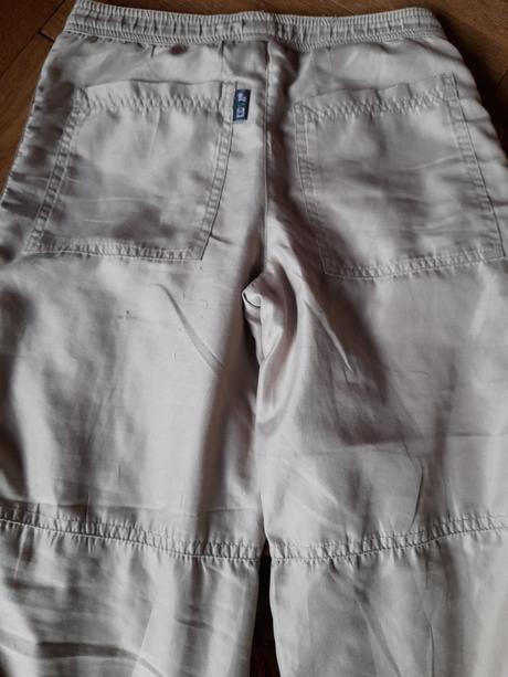 Sportovní teplejší pláťáky kalhoty na holku, 134