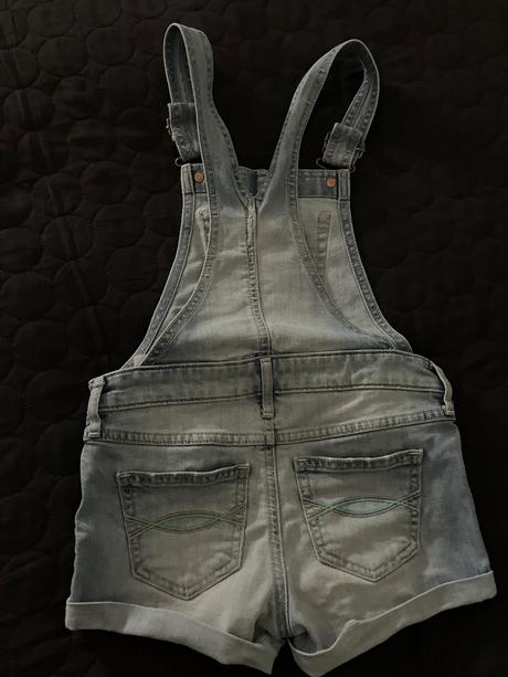 Šortky s laclem, abercrombie&fitch,128