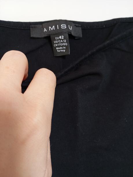 Přiléhavé šaty s křížením na pažích, amisu,42