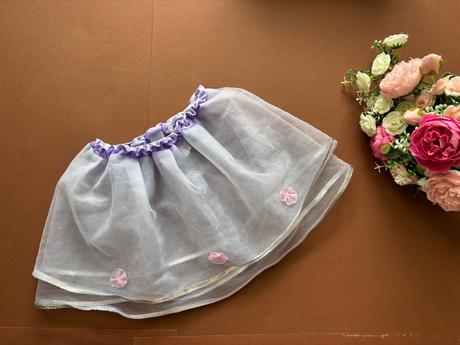 An9/ sukně tylová - v.cca 1/2 roky, 92