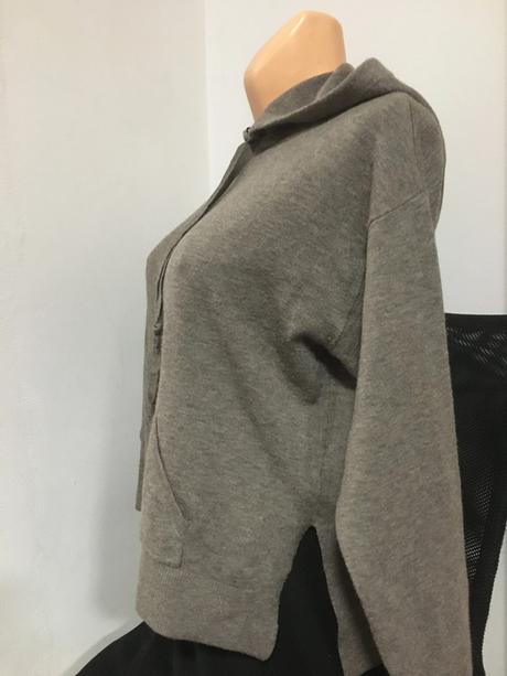 Vel. 36 hnědá pletená mikina s kapucí, 36