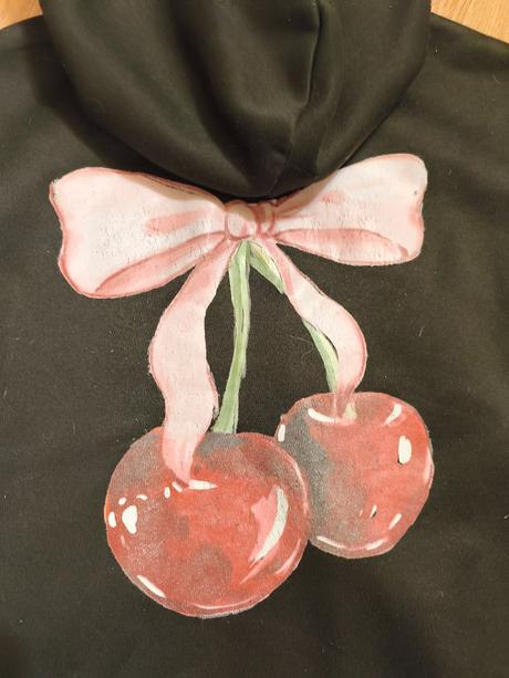 Mikina s mašlí s třešničkami, 152