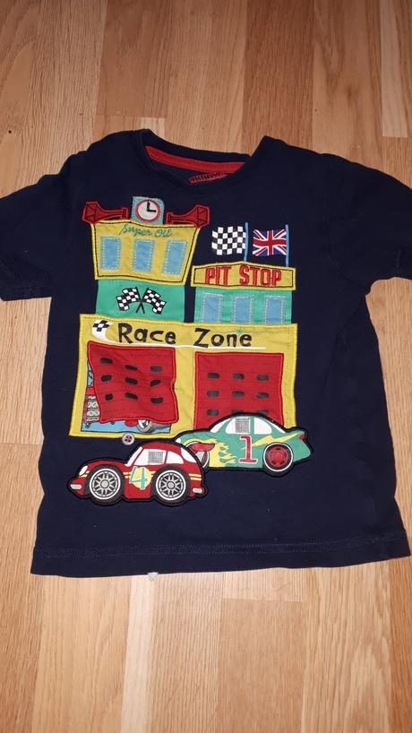 Černé tričko s auty vel. 86 tu, tu,86