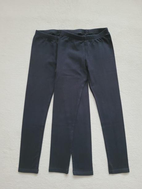 2x černé legíny (40 kč/kus), decathlon,116