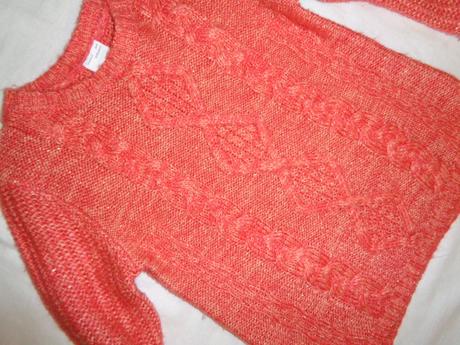 Nádherný meruňkový svetr s copánkama, palomino,116