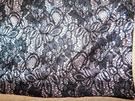 Dámská krajková sukně, 40