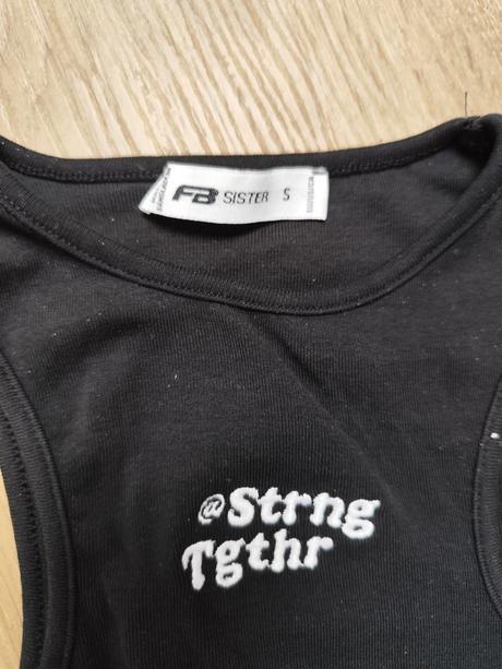 Tílko 3x - vel. xs / s, fishbone,xs