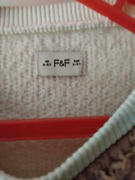 Mikina zn. f&f vel.110, 110