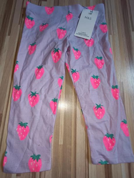 Legíny s jahody 110, marks & spencer,110