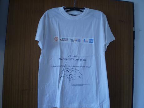 Pěkné bílé reklamní bavl. tričko, kr. rukáv, s