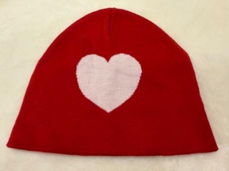 92/104 červená čepice se srdíčkem  + červený nákrč, h&m,98