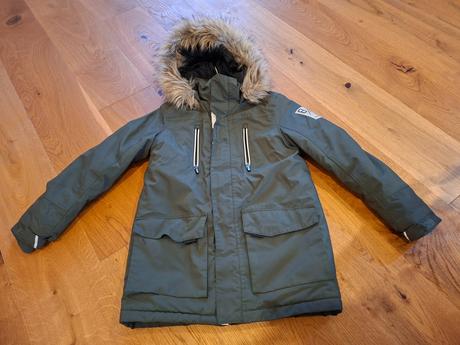 Zimní bunda větrotěsná a vodotěsná., c&a,146