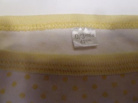 Tílkové body se žlutými puntíky b, 62