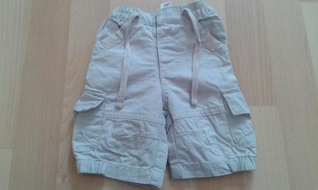 Kraťasy - sv. šedé, vel. 3 měs., st. bernard,68