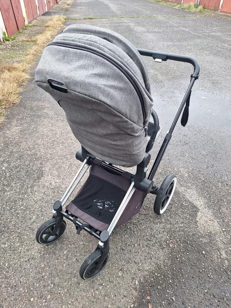 Dětský kočárek s bohatou výbavou, cybex,cybex priam se sedadlem lux seat